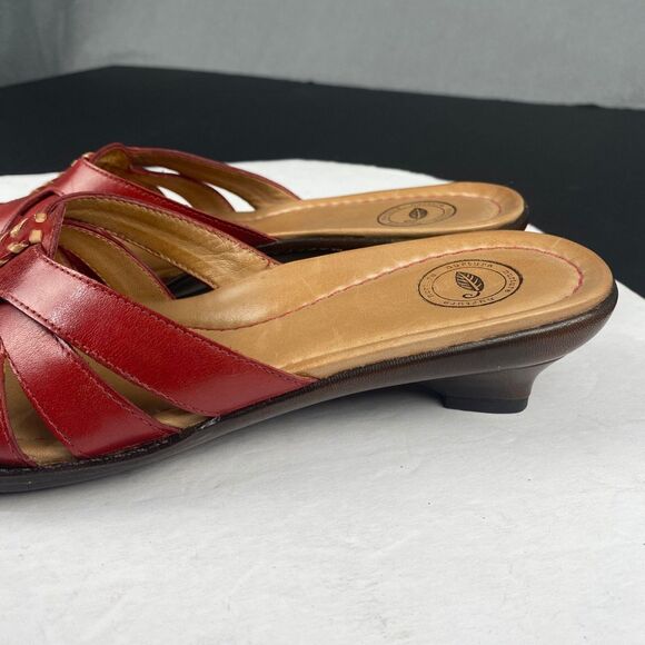 Nurture Women's size 9 M Red Leather Slip-On Sandals Open Toe low top. - Picture 13 of 15